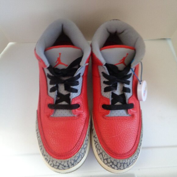 NIKE AIR JORDAN 3 RETRO SE SIZE 3Y - AUTHENTICATED - Picture 1 of 8
